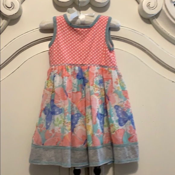 Beautiful Spring Dress - Picture 2 of 4